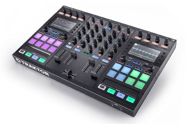 دی جی کنترلر نیتیو اینسترومنتس Native Instruments Traktor S5 MK2