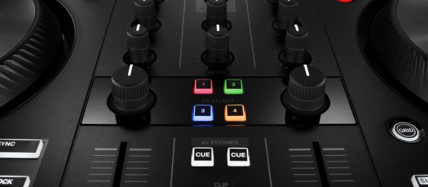 دی جی کنترلر نیتیو اینسترومنتس Native Instruments Traktor Kontrol S2 MK3